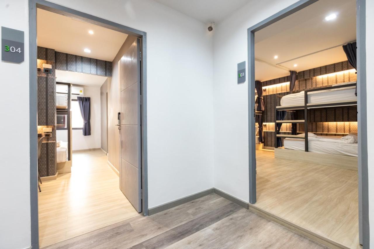 Baan Kun Mhor Hostel บ้านคุณหมอโฮสเทล Bangkok Bagian luar foto